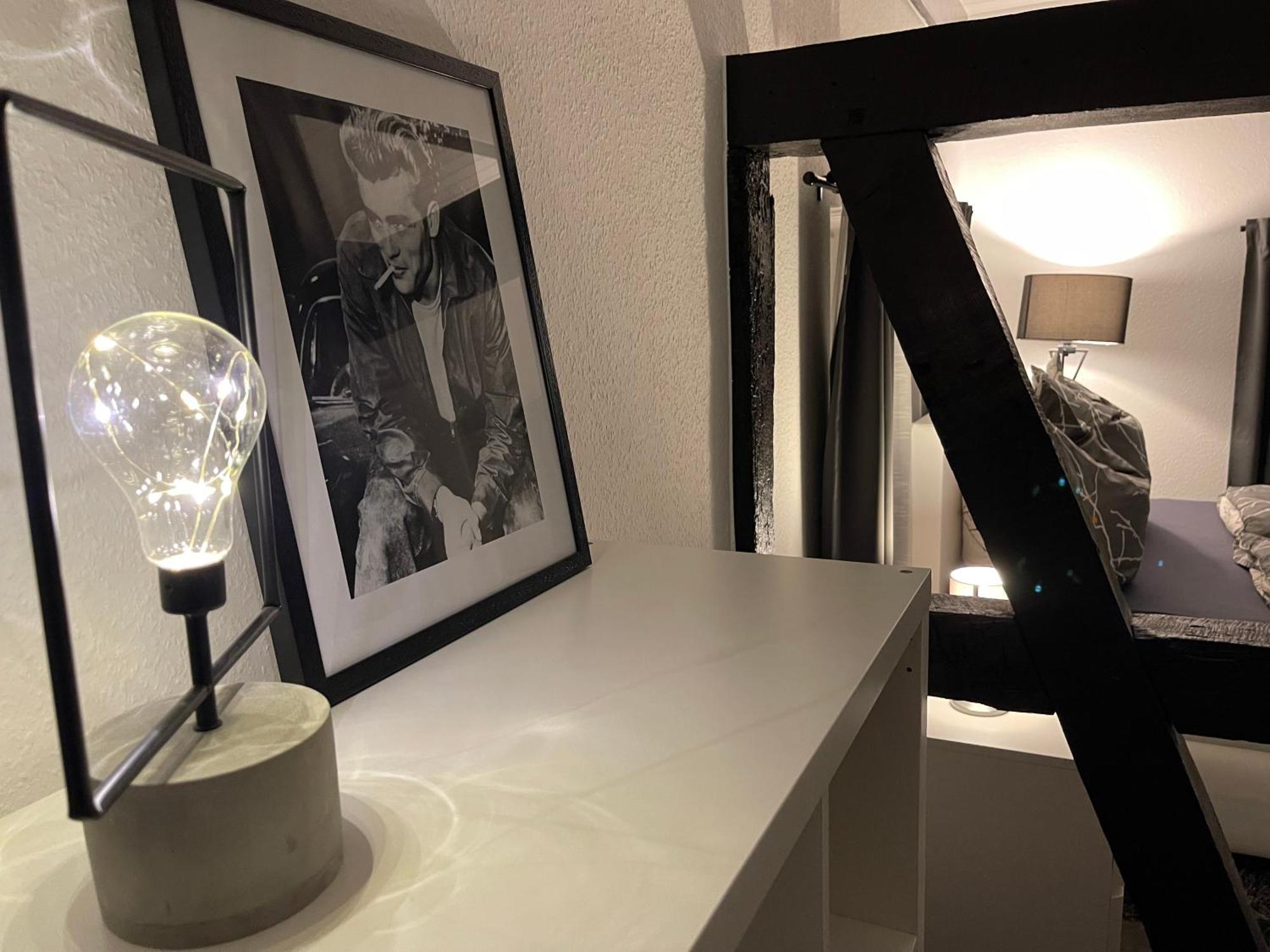 Fachwerkhaus Mit 2 Getrennten Schlafzimmern, Wohnzimmer Und Kueche Bückeburg Buitenkant foto